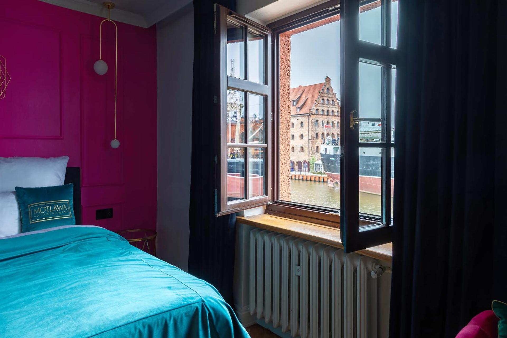 Motlawa Apartments - Old Town & River Viev, Fast Wifi กดัญสก์ ภายนอก รูปภาพ